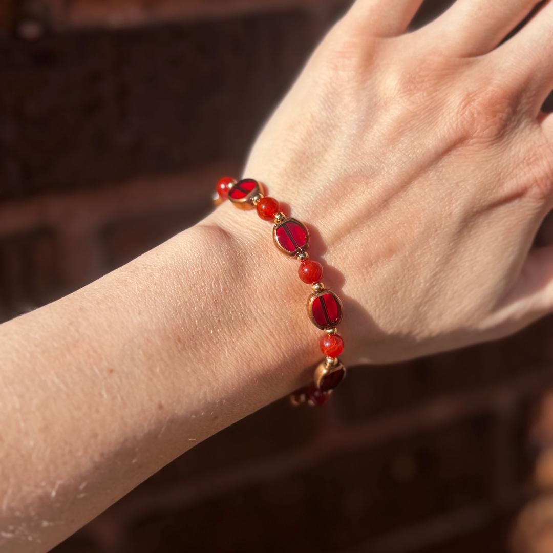 Dyed Fire Agate Beaded Gemstone Bracelet