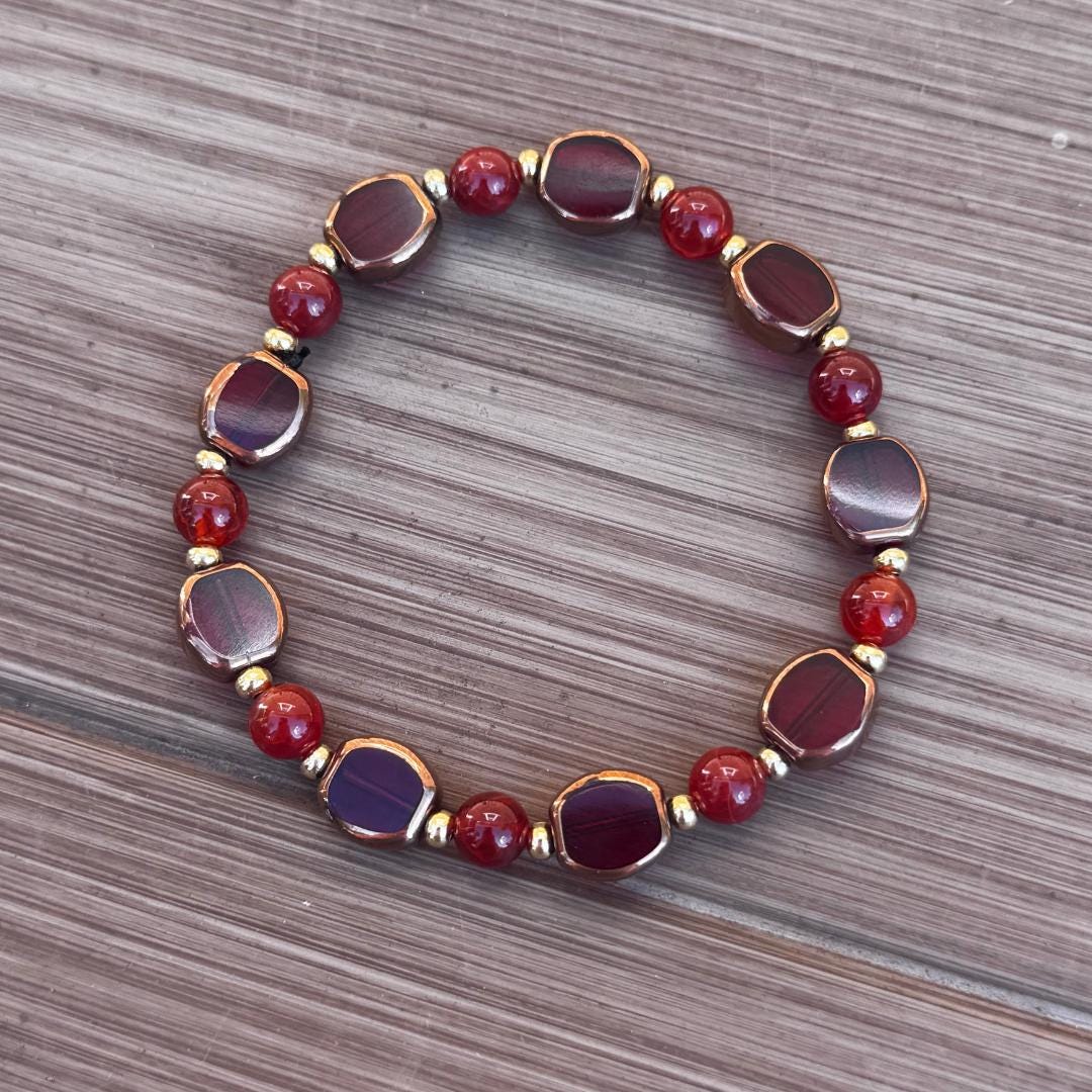 Dyed Fire Agate Beaded Gemstone Bracelet