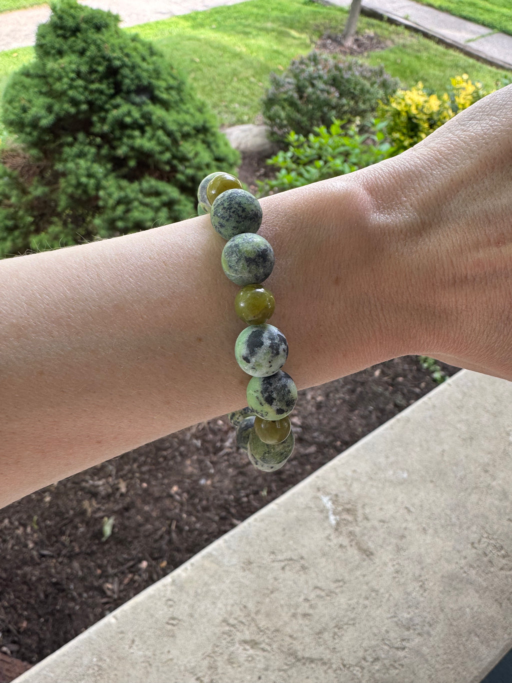 Chinese Chrysoprase & Jade Beaded Bracelet