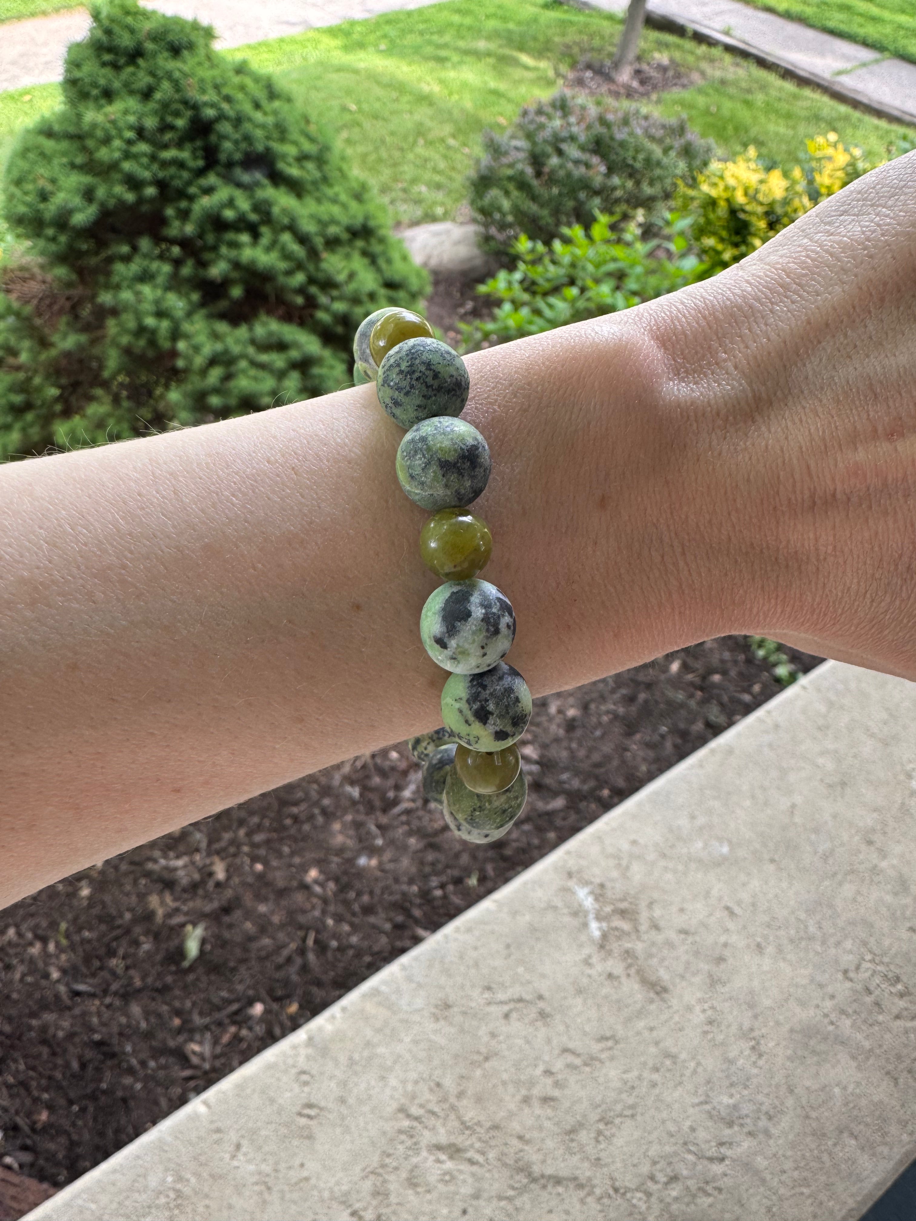 Chinese Chrysoprase & Jade Beaded Bracelet